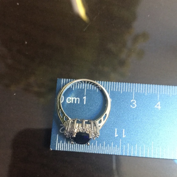 925 sterling silver oval sapphire ring - Picture 7 of 7